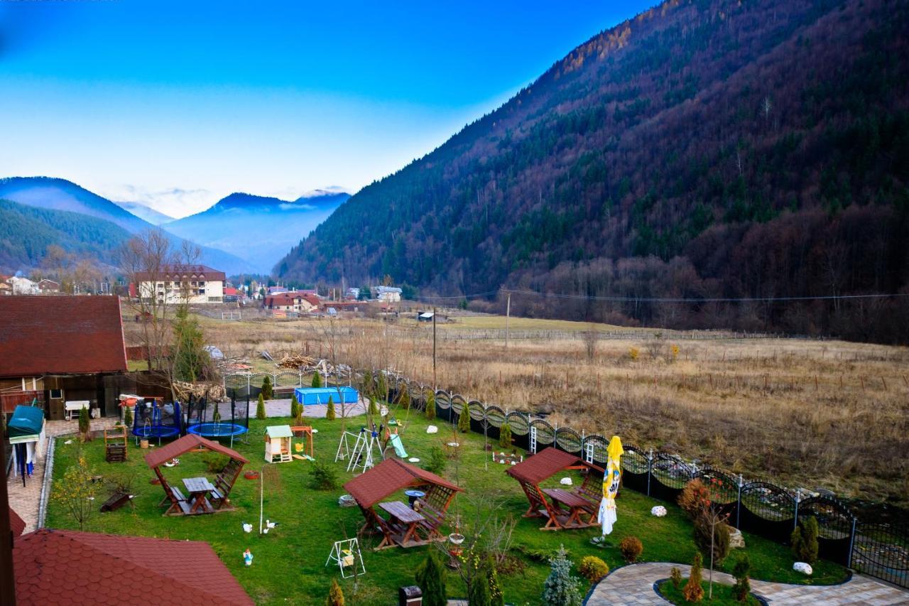 Pensiunea Grande Lepsa Lepşa Exterior foto